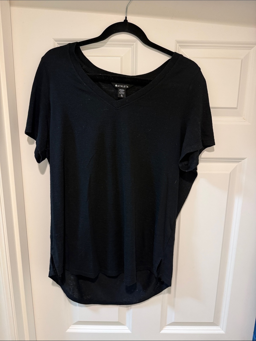 Athleta Black V-Neck Short Sleeve Tee